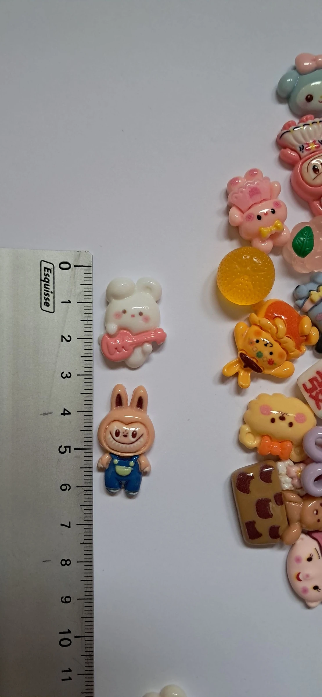 60 cabochons kawaii personage fruit – photo 2